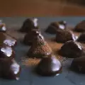 Шоколадови трюфели с лешници
