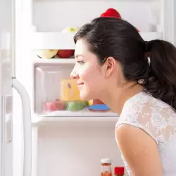 Умни хладилници предупреждават кога храната е развалена
