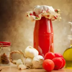Как да консервираме доматен сок?