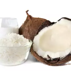 Как се яде и чупи кокосов орех