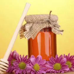 Как да разпознаем качествения мед?