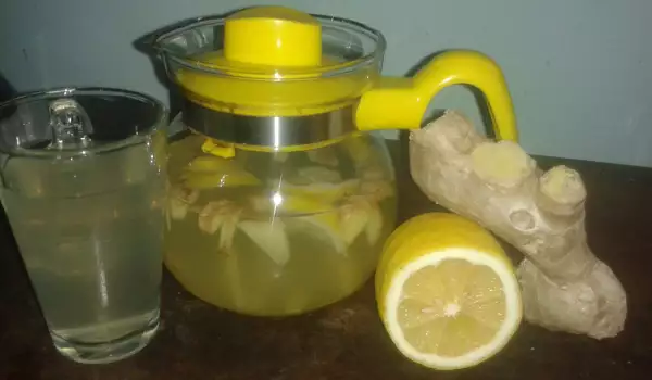 Рецептата за чай от джинджифил, която ще ви излекува