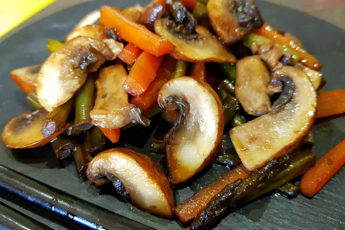Азиатска Кухня