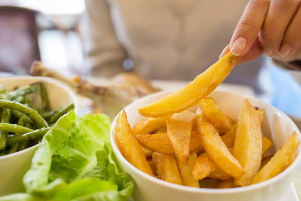 Колко калории има в пържени картофи