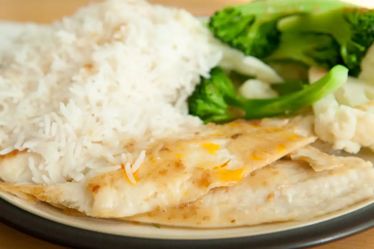 Как се Приготвя Риба с Ориз
