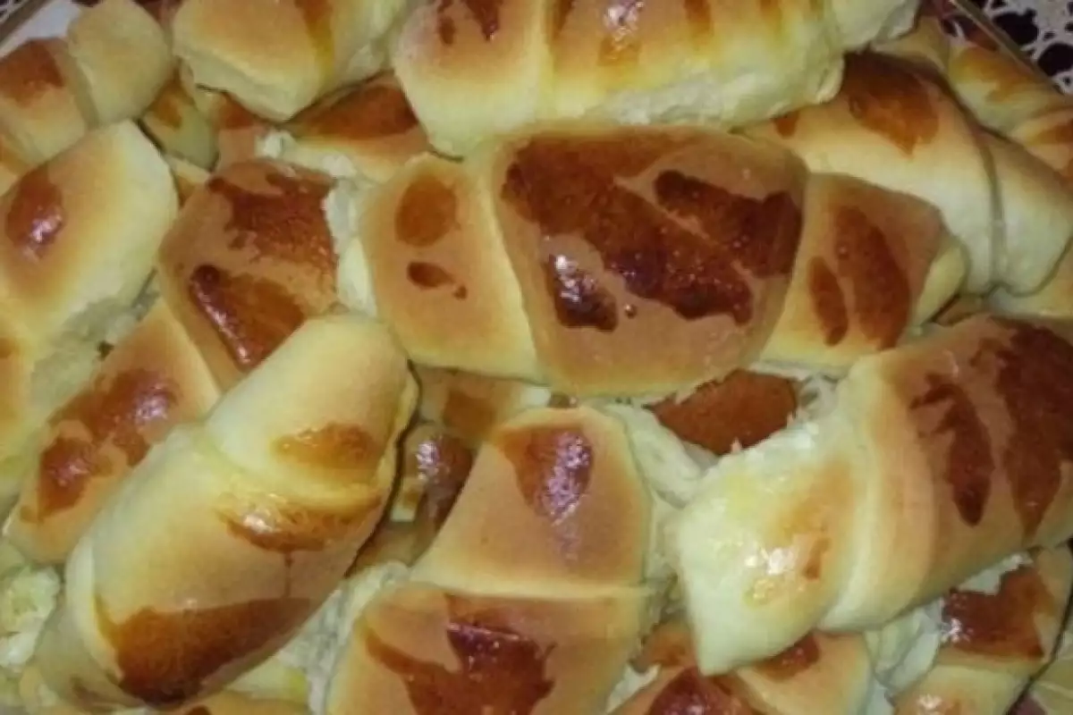 Кифлички със Сода и Сирене