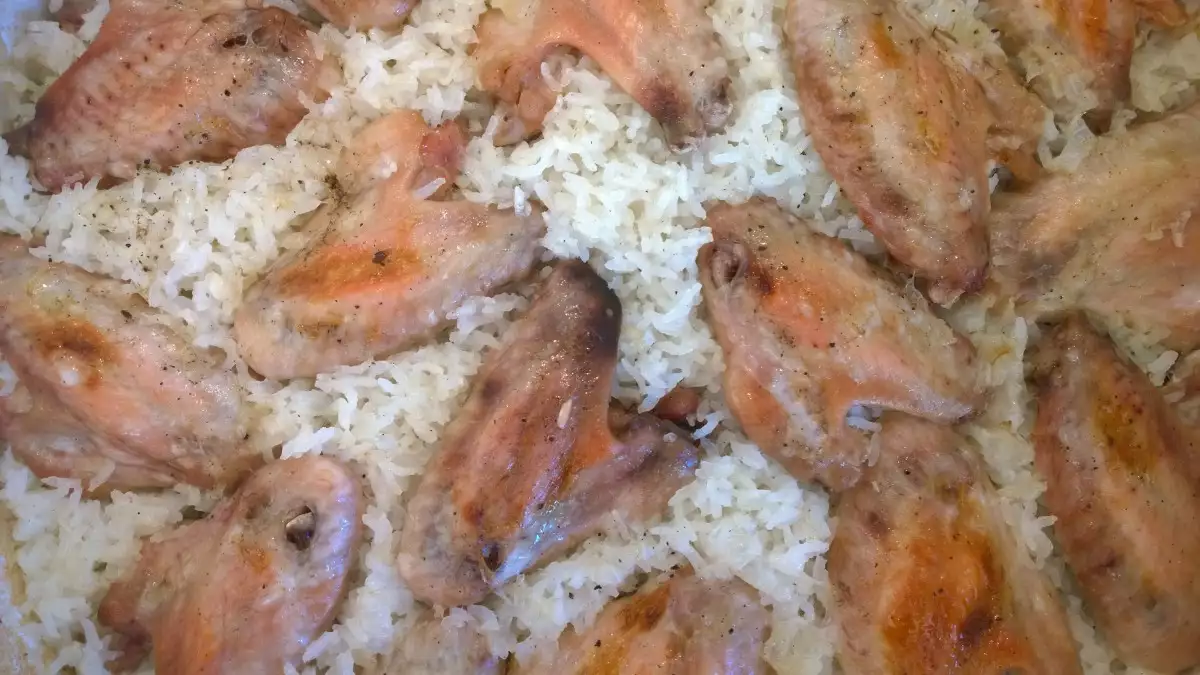 Пилешки Крилца с Ориз на Фурна