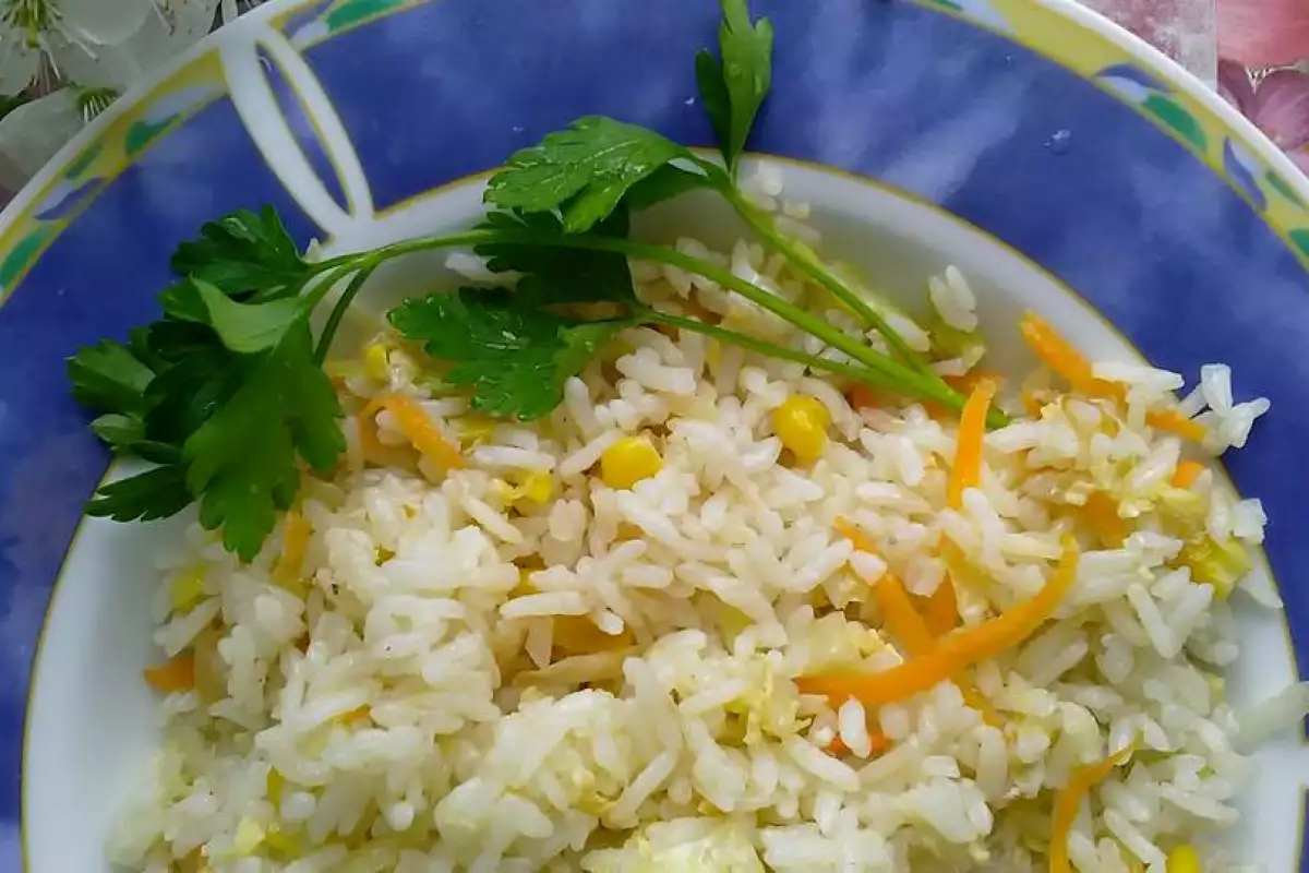 Ориз с Яйца и Зеленчуци