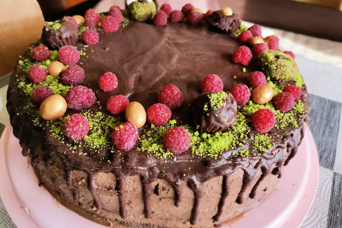 Празнична Шоколадова Торта