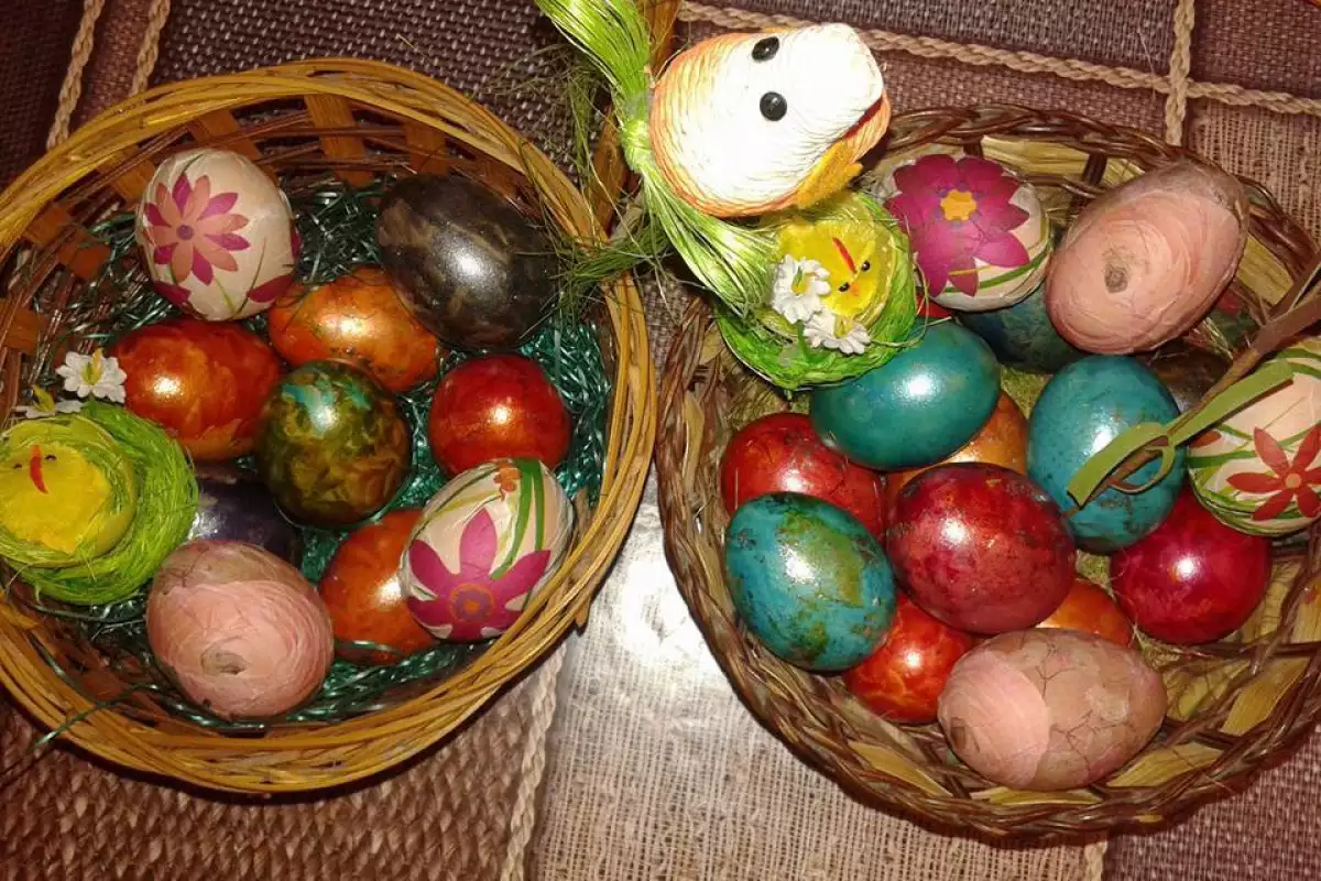 Великденски Яйца Боядисване и Съвети