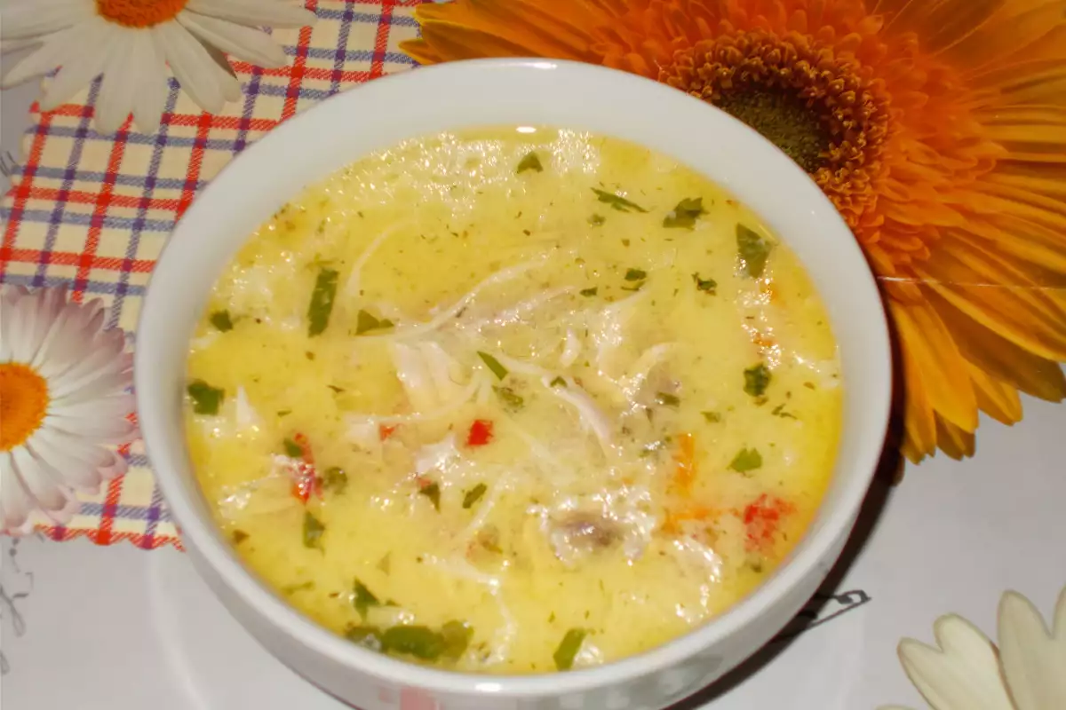 Селска Пилешка Супа с Картофи