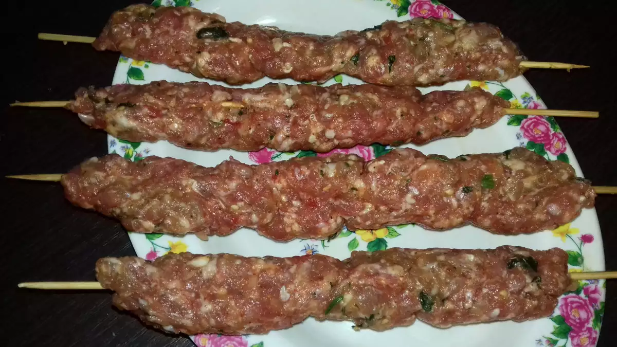 Традиционни Български Ястия с Кайма
