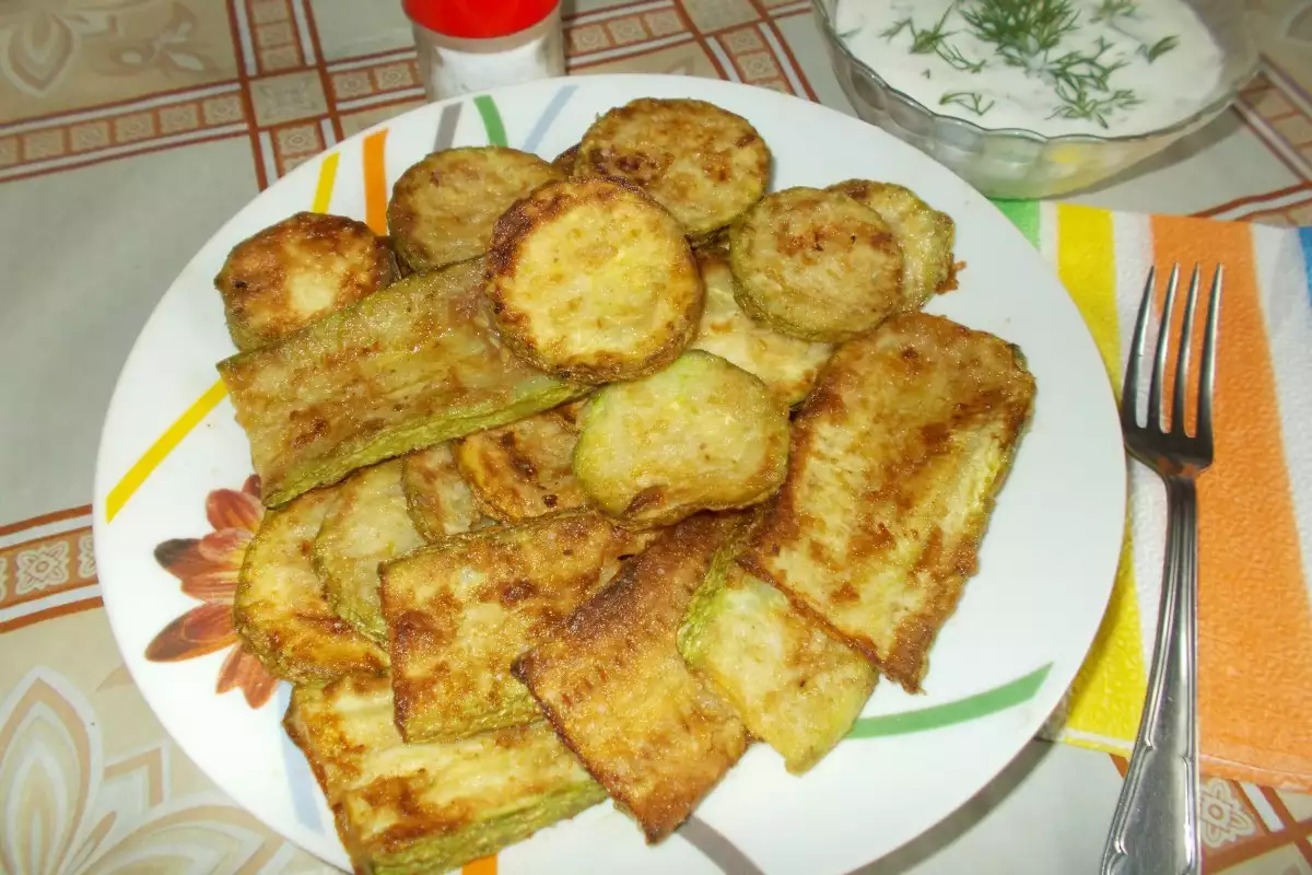Чеснов сос за Тиквички