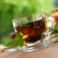 Чистият черен чай намалява теглото и стреса