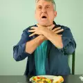 Помощ при задавяне с рибена кост