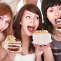 Знаете ли защо ядем торта на рождените си дни?