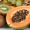 Какви витамини и полезни вещества съдържа папаята?