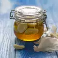 Лечебна напитка с чесън, мед и оцет - най-доброто за имунитета!