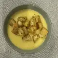 Кремсупа от тиквички със заквасена сметана