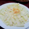 Макарони със сос Четири сирена