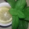 Успокояващ чай от прясна маточина и лимон