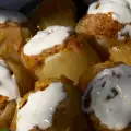 Пълнени чушки на фурна с варена заливка