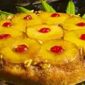 Кекс с ананас и орехи