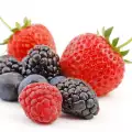 С маслини, зелен чай, боровинки и малини срещу рака