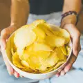 Какво общо имат картофеният чипс и тоалетната ви чиния?