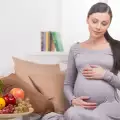 Храни, които да избягвате през бременността