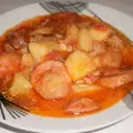 Вкусна яхнийка с македонска наденица