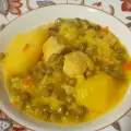 Пилешка яхния с картофи и ориз