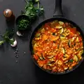Италианска яхния с тиквички и нахут