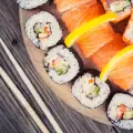 Как да приготвим прясна риба за суши