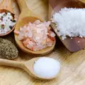 На колко грама е равна една супена лъжица сол?