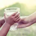 Как се йонизира водата?