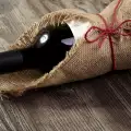 Отвориха бутилка вино на 150 години