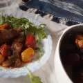 Изискано пиле с картофи и зеленчуци