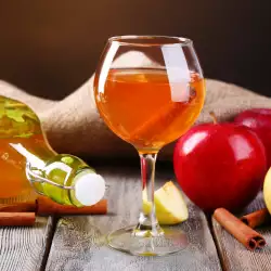 Как се прави ябълково вино?