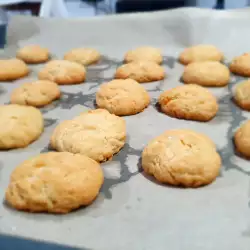 Маслени бисквити със заквасена сметана