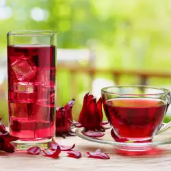 Чай Каркаде - състав, действие и ползи