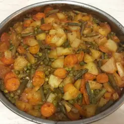 Картофи с грах и зелен боб на фурна