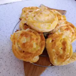 Кашкавалки с кисело мляко и моцарела