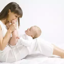 Хранене за кърмачки