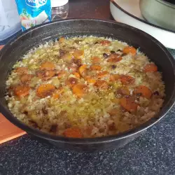 Ориз с моркови и чушки