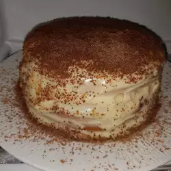 Лесна торта с белтъчен крем