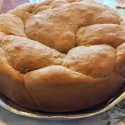 Веган погача с бадемово мляко