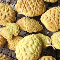Великденски бисквити с форми