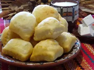 Силата на бабината кухня: забравени рецепти от вкусът на детството