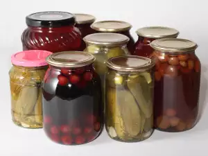 консервирани плодове